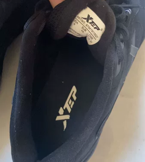 特步官方跑步鞋男秋冬季缓震回弹跑鞋革面防水...