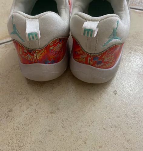 乔丹32码,舒适运动鞋,家里有两双一样的,...