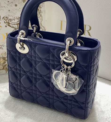 Dior 迪奥四格紫蓝色羊皮银扣缎面内里戴...