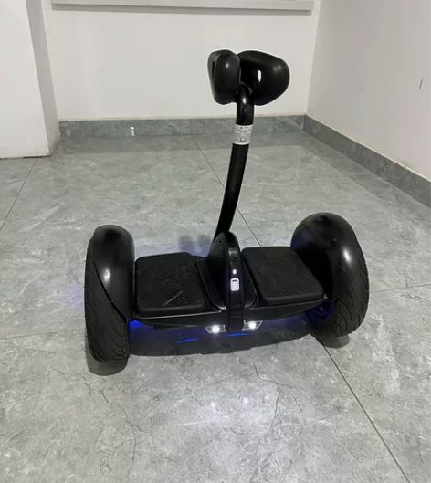 九号平衡车，一直没咋骑，总里程180km，...