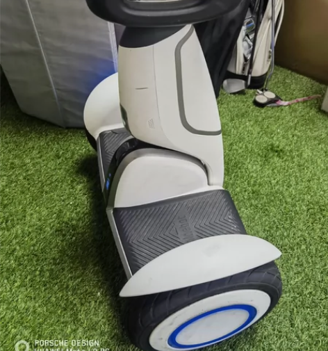 9号平衡车Plus，一切正常，自拆过，很少...