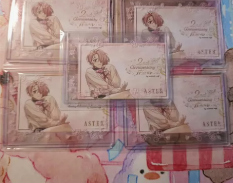 出 新世界狂欢 艾斯特 二周年邀请函 标价...