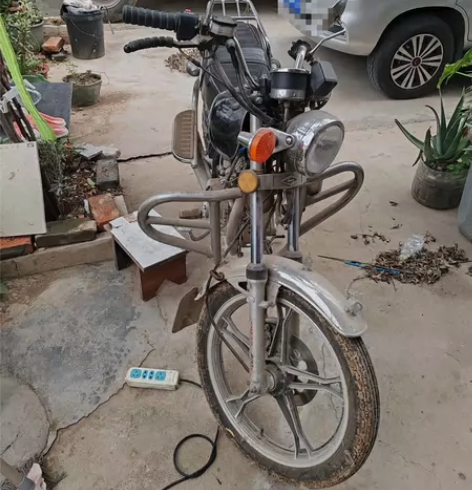 铃木125 感兴趣的话点“我想要”和我私聊...