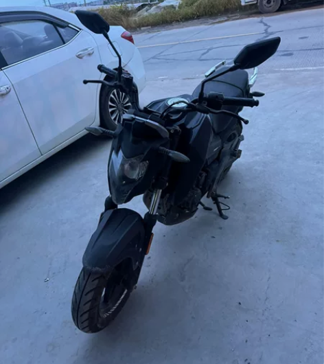 出台闲置狒狒st 车头有点硬 其他没什么毛...