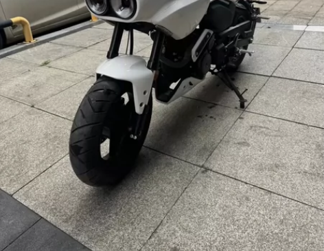 春风xo狒狒，23年7月上牌，4300公里...