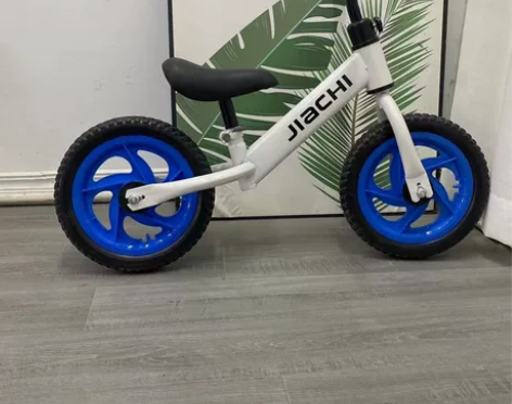 《全新包邮》儿童平衡车滑行车2-6岁宝宝滑...