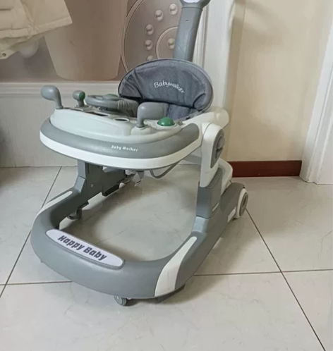 母婴店清仓了!还有几十台全新婴儿车学步车可...