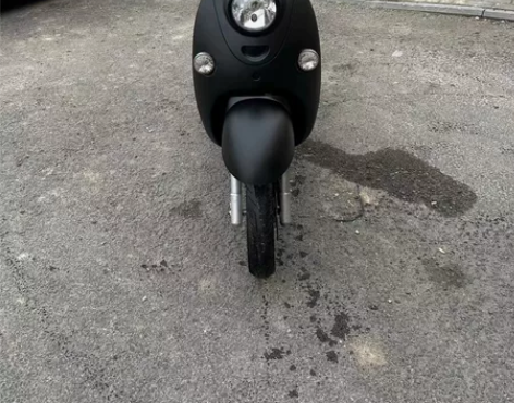 （福州闲置二手电动车）雅迪磨砂黑二手小电动...