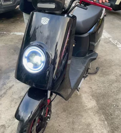 因为工作调动，要离开南宁了，出了这台绿源电...