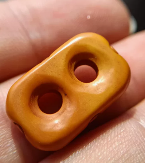 藏传老料器赛璐璐挂环，二饼 尺寸：直径21...