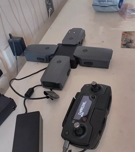 大疆御pro电池，管家，遥控器，最好打包喜...