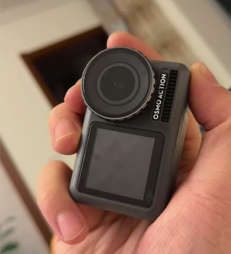 闲置大疆osmo action，带原装电池...