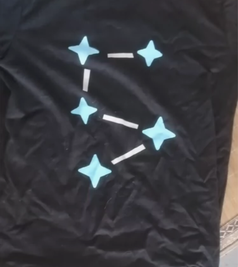 光遇五周年线下周边黑t 感兴趣的话点“我想...