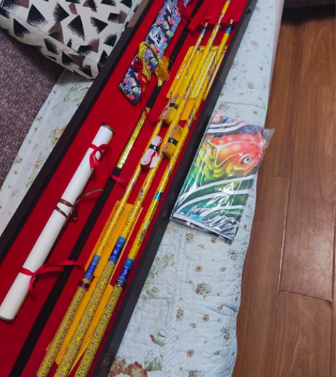 出伽玛精工龙家班系列皇世御品鱼竿一套，调性...