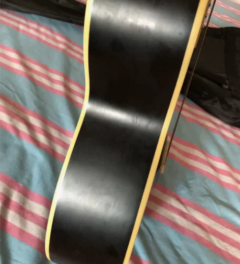 忍痛割爱！！！ 成色非常新的吉他，没弹过几...