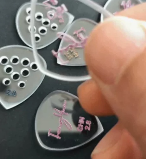 手工拨片 吉他拨片   速弹拨片 纯手工打...