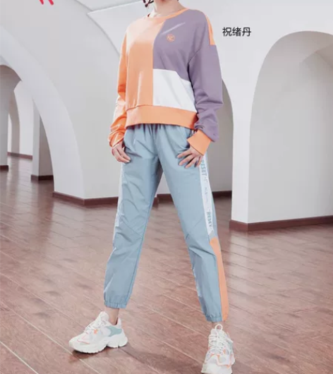 乔丹女运动裤，全新全新，吊牌都还在，一次没...