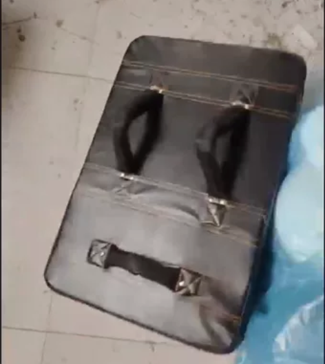 篮球对抗板1个，拳击挡靶，尺寸50左右  ...