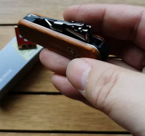 维氏瑞士军刀0.6453.理容伴侣582 ...