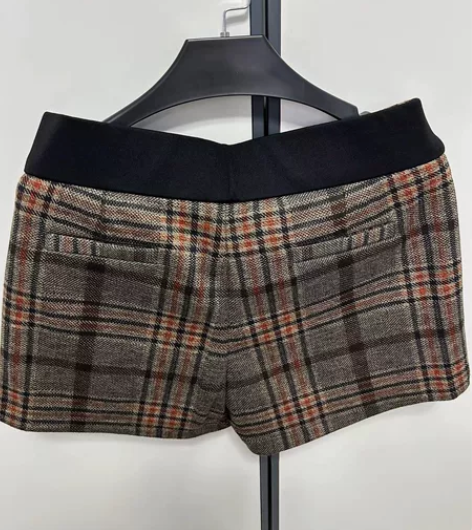 5元一件 都是打版衣服 一样一件不退不换！...