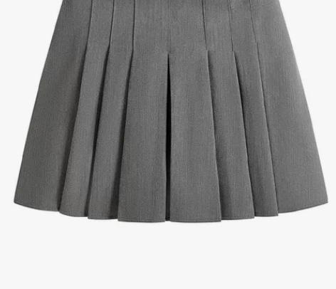 灰色百褶裙 带腰带 s码 全新 感兴趣的话...