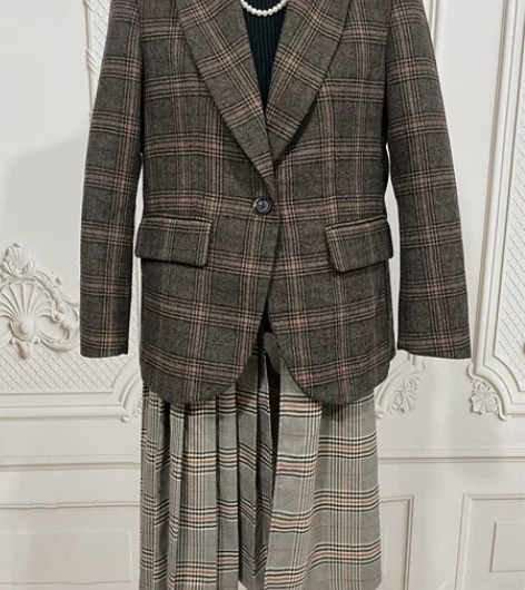 #换季穿新衣 #时髦穿搭达人推荐 #懒人穿...