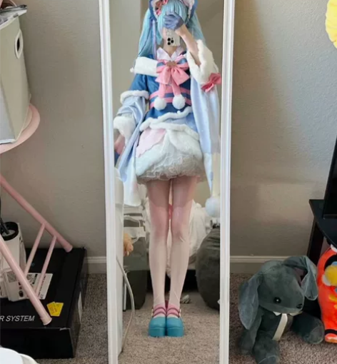 出/换 次元依2023雪初音 M码 大全套...