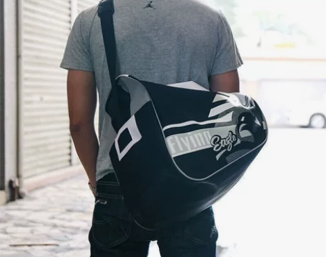 飞鹰轮滑鞋背包单肩包可装溜冰鞋全套装备包旱...