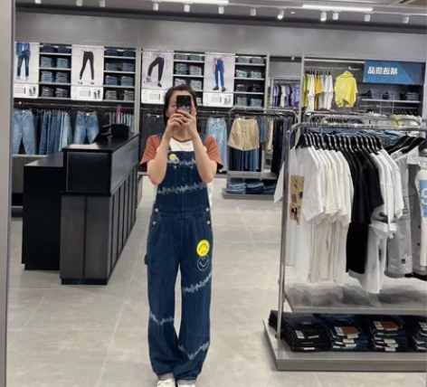 今日推荐 女士背带裤原价1399奥莱价29...