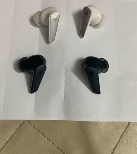 小鸟air+3耳机左右?配，几乎全新功能正...