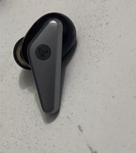 小鸟蓝牙耳机air+一代左耳机一个几乎全新...