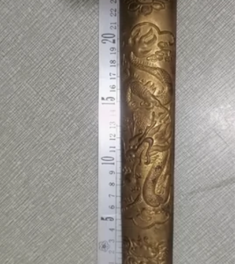 鞘，铜皮鎏金，工艺漂亮，喜欢的联系 感兴趣...