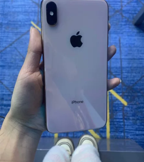 本人自用一手95新iPhoneX+256g...