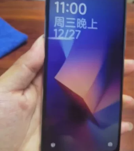 95新红米k40pro顶配 8+256G，...