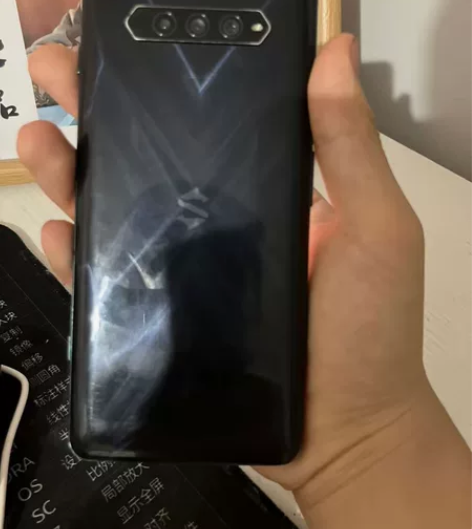 黑鲨4 12+128 骁龙870游戏肩键 ...