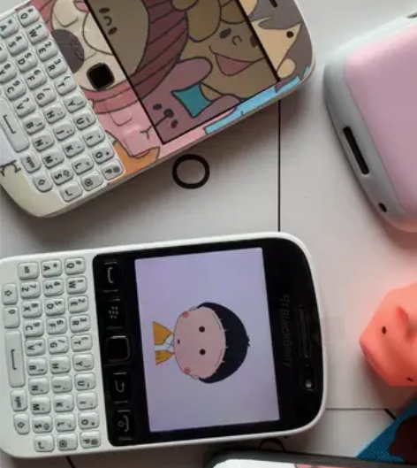 可爱手机黑莓9720触摸全键盘备用机一手直...