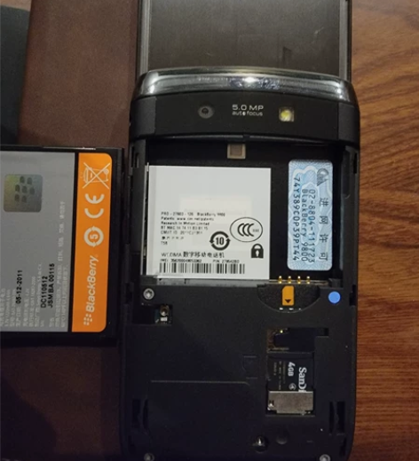 黑莓手机，几乎全新，都好使，330卖 感兴...