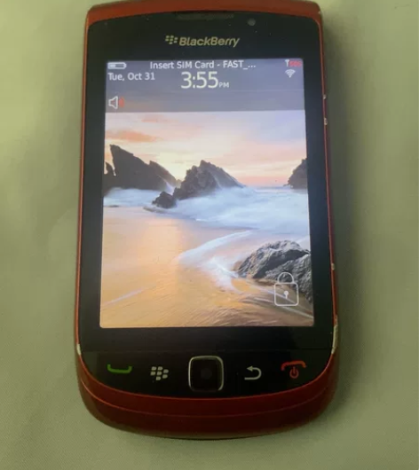 黑莓手机 可链Wi-Fi拍照上网 感兴趣的...