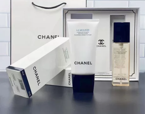 一比一 香奈儿洗面奶 拍下不退不换 可配礼...