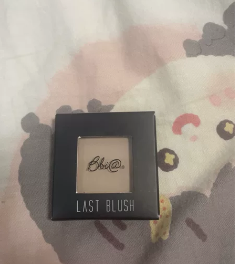 bbia08色号修容，全新未拆封使用，效期...