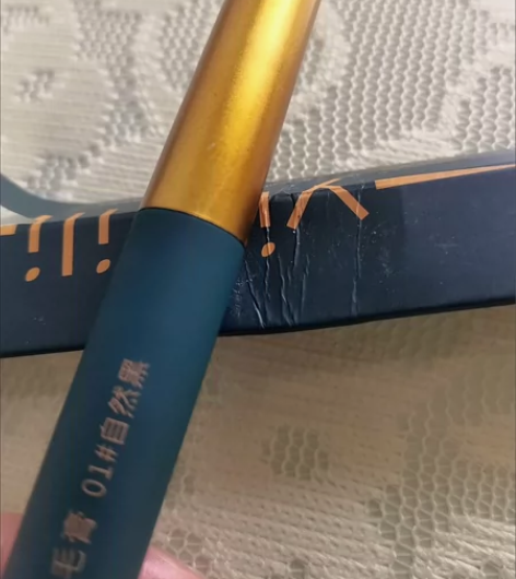 正品依莱丽防晕染睫毛膏不晕染拉长持久防水纤...