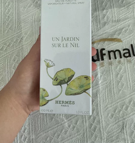 爱马仕尼罗河花园香水100m?l 去年公司...