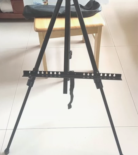 美术画架[火] 全新未用!!铝合金材质耐用...