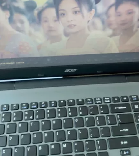 宏基笔记本电脑 型号 E5 571G 配置...