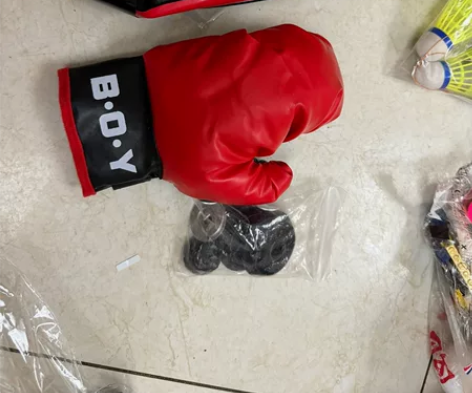拳击手套 拳击球，打气筒 济南宜家自提全新...