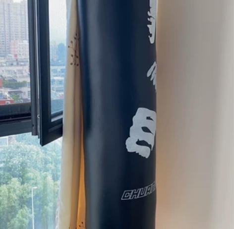 拳击沙袋，成人可用。45元，价格可小刀，自...