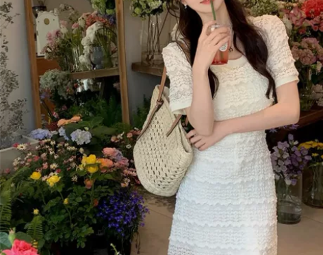 全新佐佐家小个子两件套连衣裙 里面是一个吊...