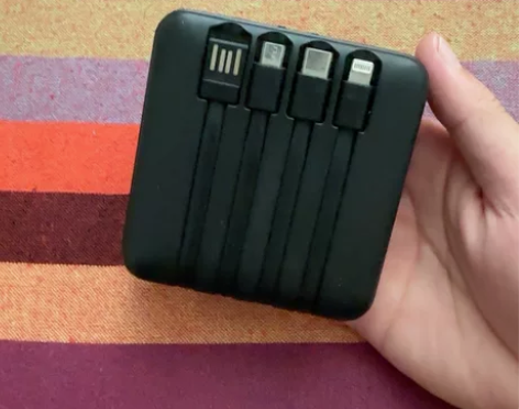 自带线10000毫安快充充电宝罗马仕小米安...