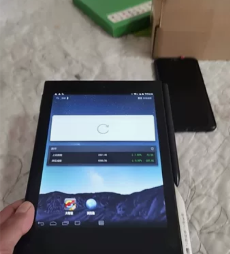 E人E本T9，成色如图，功能正常，有意私聊...