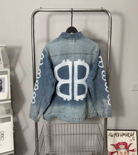 Balenciaga巴黎世家最新款街头风手...